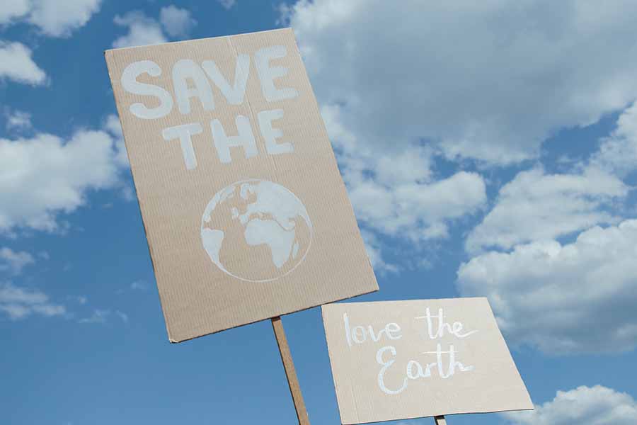 Manifestation pour protéger notre planète en étant éco-responsable.